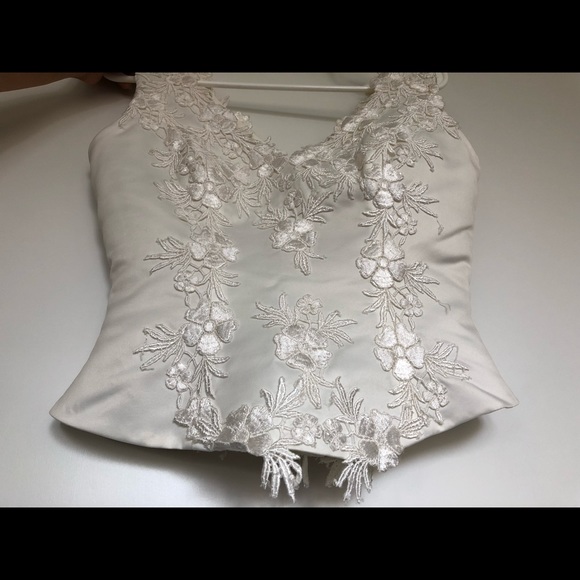 Dress - Picture 7 of 8